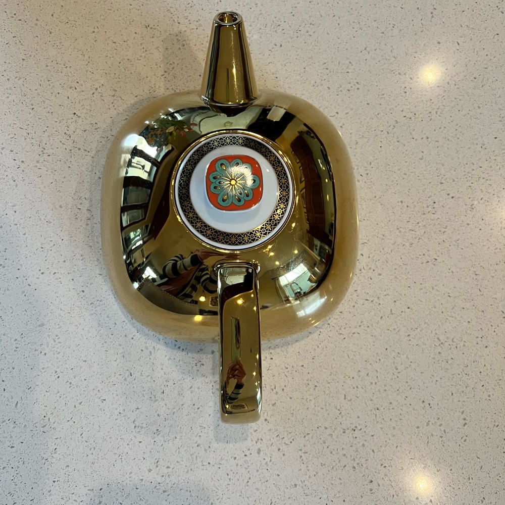 Versace Gold Combi Pot - Picture 2 of 11